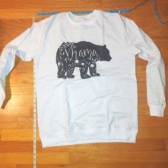 Mama Bear Printed Graphic Crewneck Sweatshirt Winter Pullover Crew Neck Women's - Picture 1 of 12